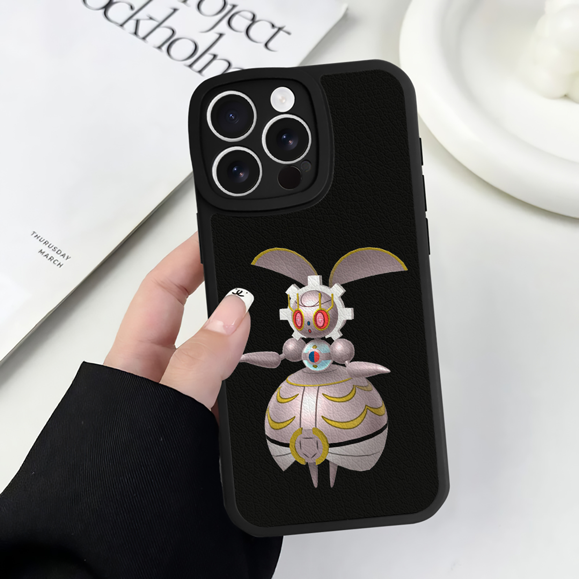 （画像用） ポケットモンスター Pokémon 【iPhone 16シリーズ対応】シリコンスマホケース（レザー調） 材質：シリコン